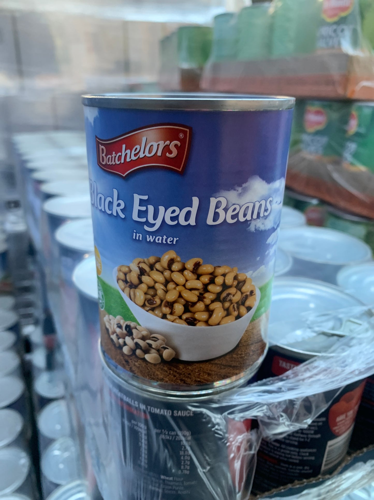 Bachelors Black Eyed Beans in water