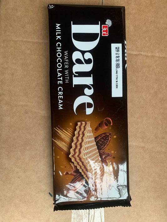 Dare wafer with milk chocalate cream